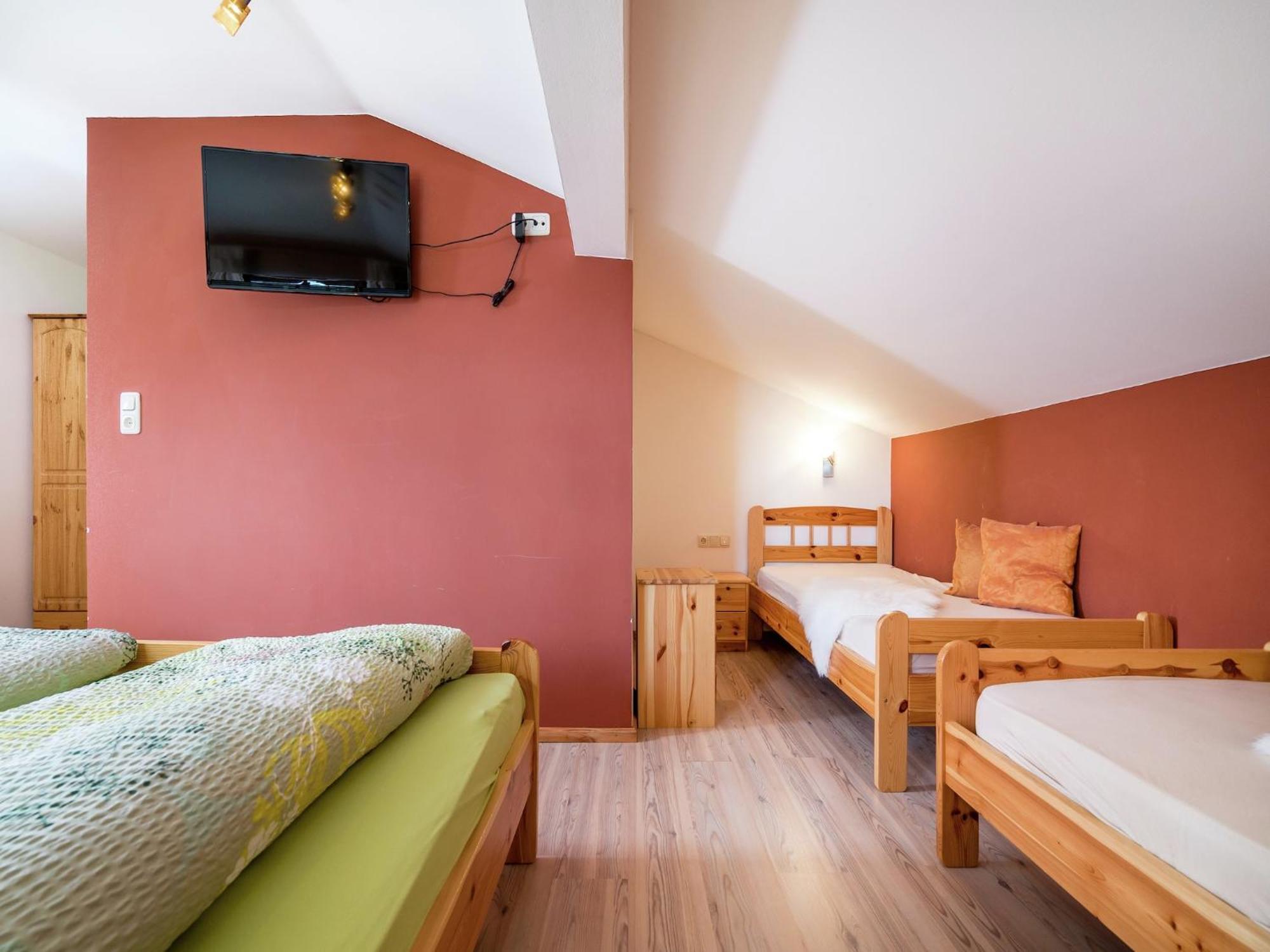 Cozy Feel Good Holiday Apartment In ลีโอกัง ภายนอก รูปภาพ