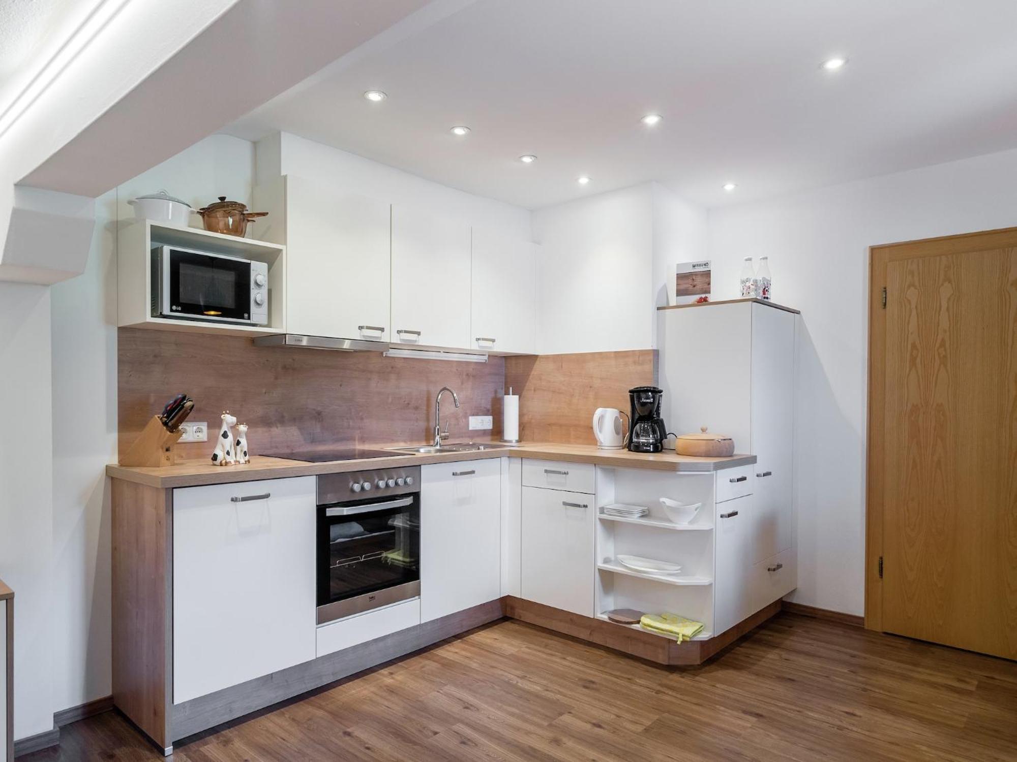 Cozy Feel Good Holiday Apartment In ลีโอกัง ภายนอก รูปภาพ